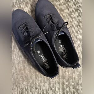 Women’s navy Arcopedico shoes size 10